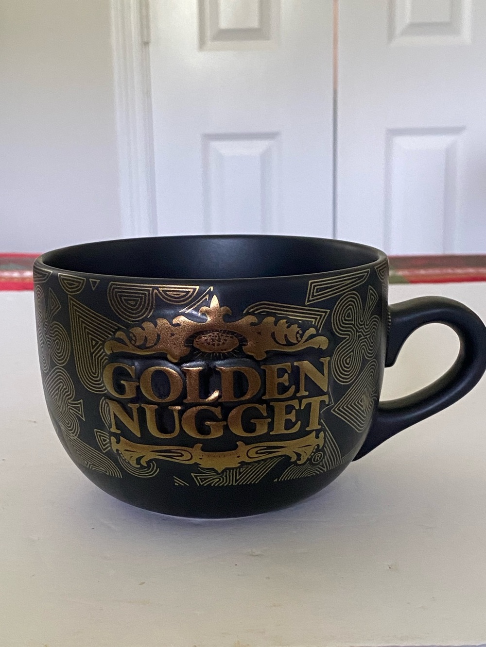 Landry’s Golden Nugget Logo Large Coffee Mug Cup Soup Bowl Black Gold Ceramic 5”